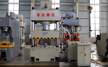 四柱液壓機價格因素有哪些？